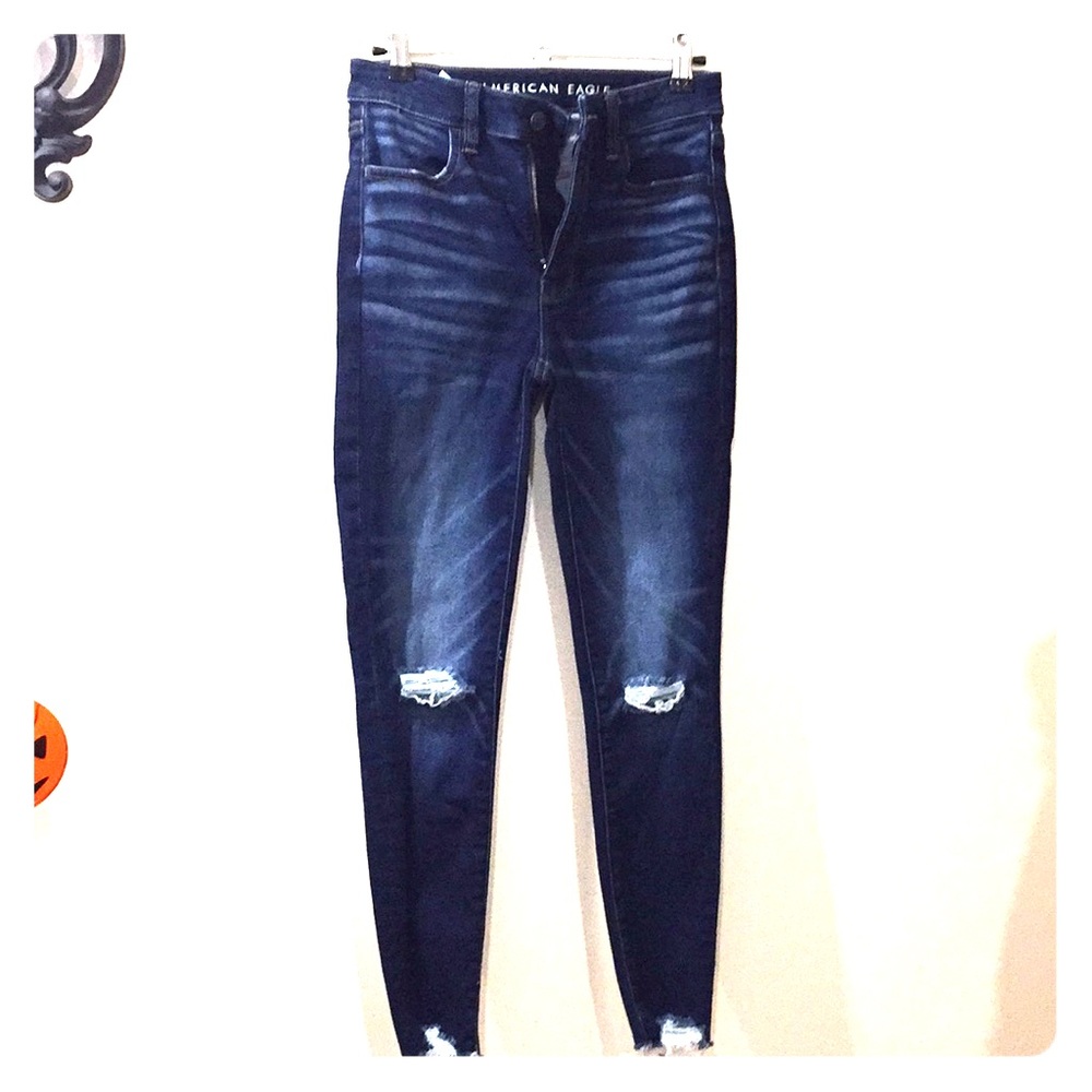 AE Distressed Jeggings